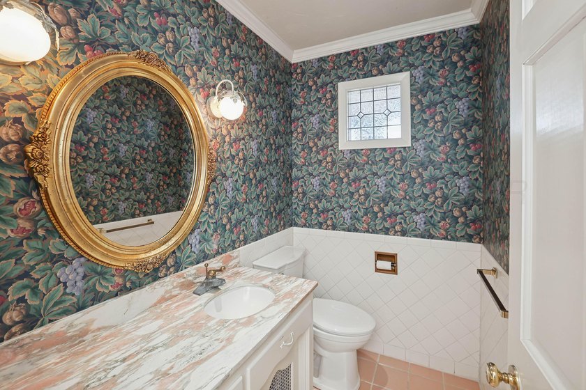 Welcome to a masterclass in craftsmanship at 19 Southridge Drive - photo 40
