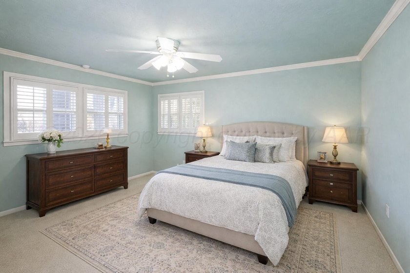 Welcome to a masterclass in craftsmanship at 19 Southridge Drive - photo 43