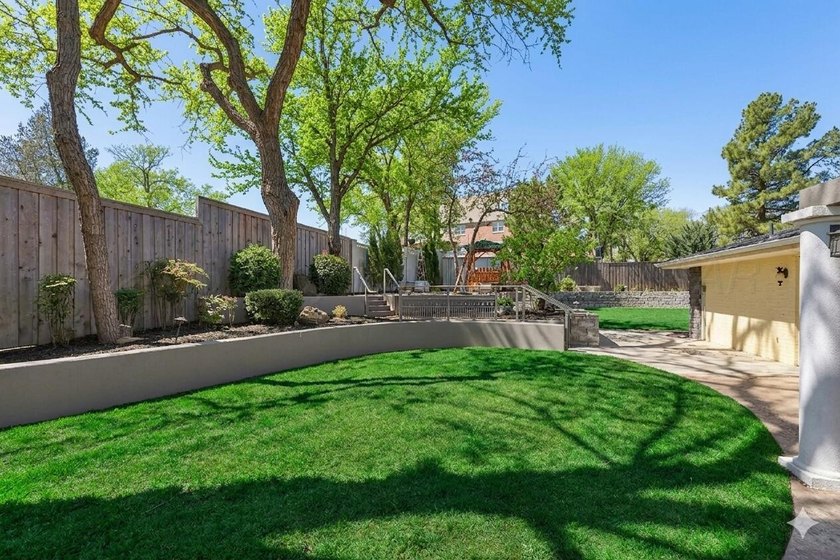 Welcome to a masterclass in craftsmanship at 19 Southridge Drive - photo 49