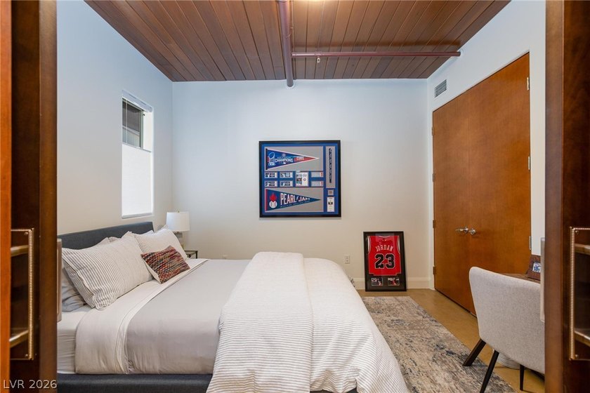 Former Model Penthouse in an upscale West Summerlin Condominium - photo 22