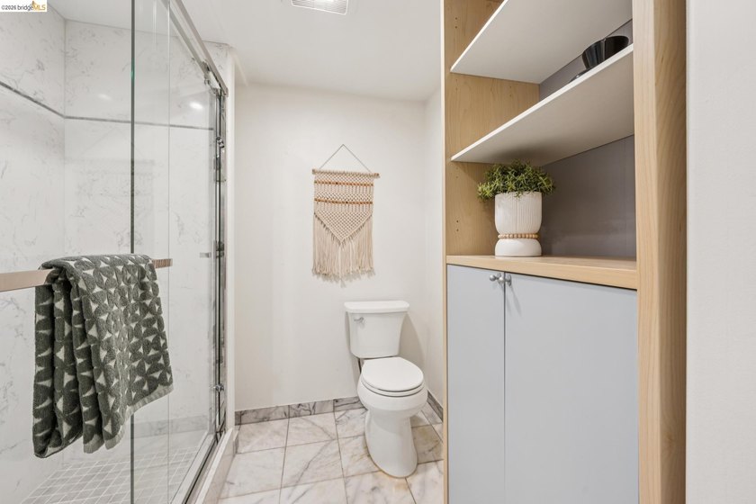 Two doors from the UC Berkeley campus and the new Bakar AI/Data - photo 25