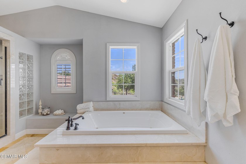 Welcome to one of the most desirable homes in Moorpark Country - photo 31