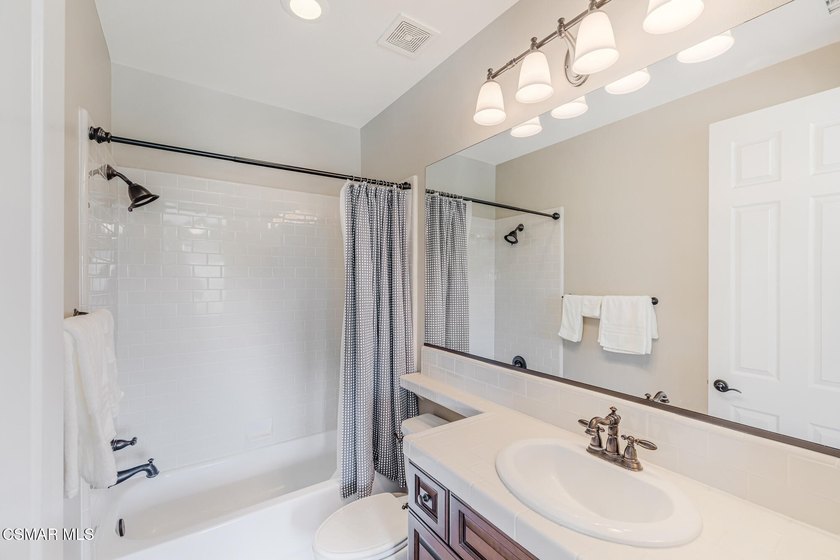Welcome to one of the most desirable homes in Moorpark Country - photo 33
