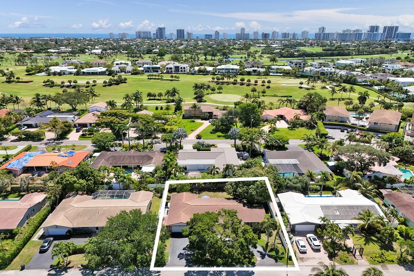 Spacious and remodeled home in Coral Ridge Country Club. Welcome - photo 2
