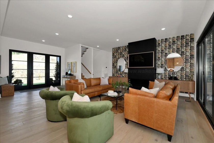 This stunning home offers expansive views of Smith Lake - photo 6