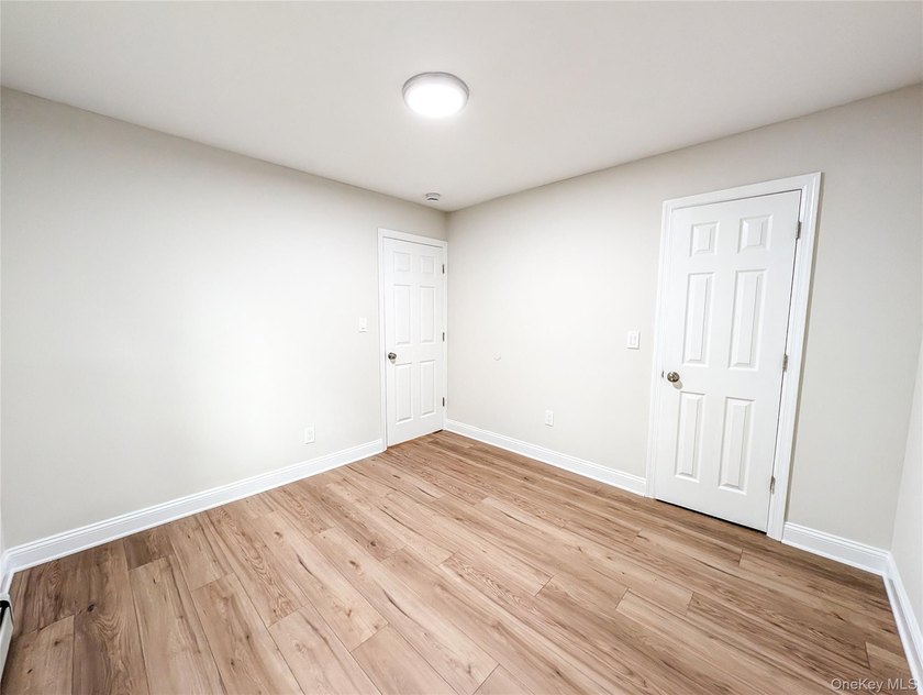 Welcome to 52 King Road, a beautifully renovated 3-bedroom - photo 10
