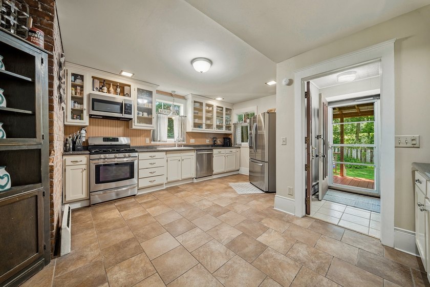 Step into timeless elegance with this stunning - photo 19