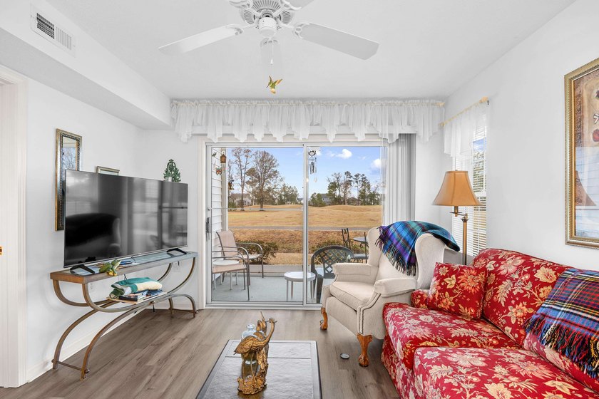 Beautifully furnished ground-floor end unit, perfect as a second - photo 12