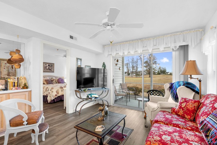 Beautifully furnished ground-floor end unit, perfect as a second - photo 13