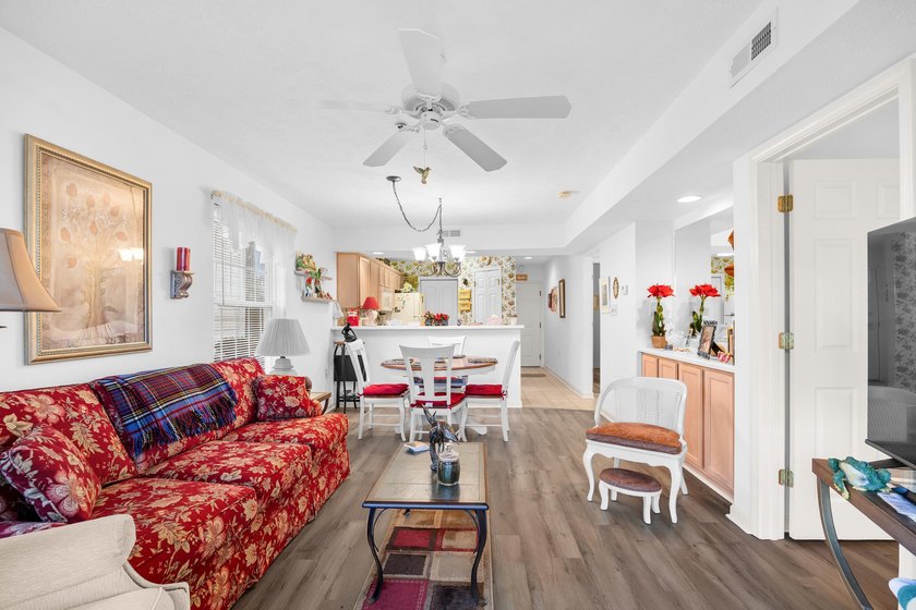 Beautifully furnished ground-floor end unit, perfect as a second - photo 14