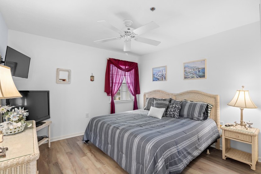 Beautifully furnished ground-floor end unit, perfect as a second - photo 22