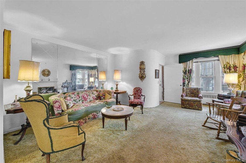 Highly sought after block in the Midwood section of Brooklyn - photo 3