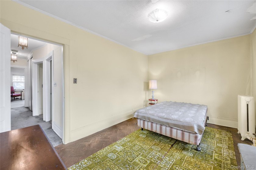 Highly sought after block in the Midwood section of Brooklyn - photo 9