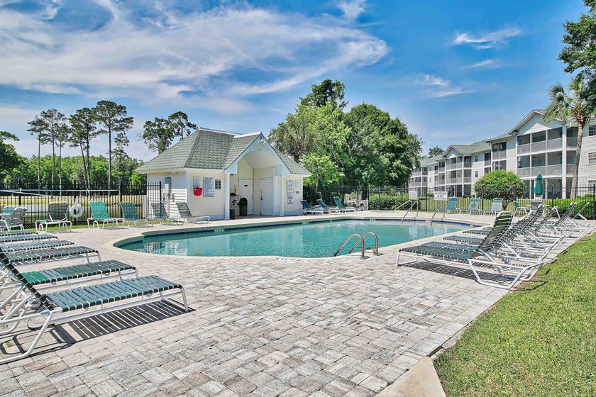 Beautifully furnished ground-floor end unit, perfect as a second - photo 40