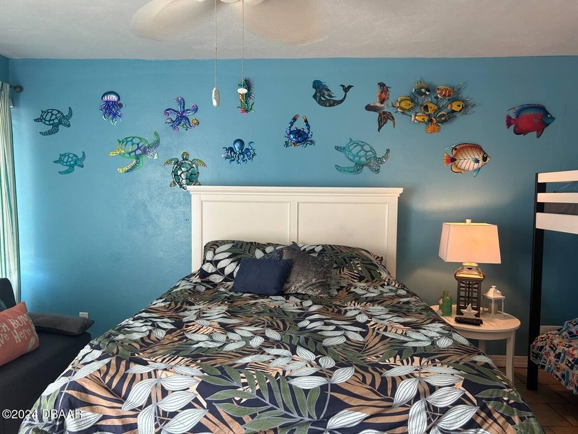 Beachfront Condotel with no rental restrictions. Animal friendly - photo 5