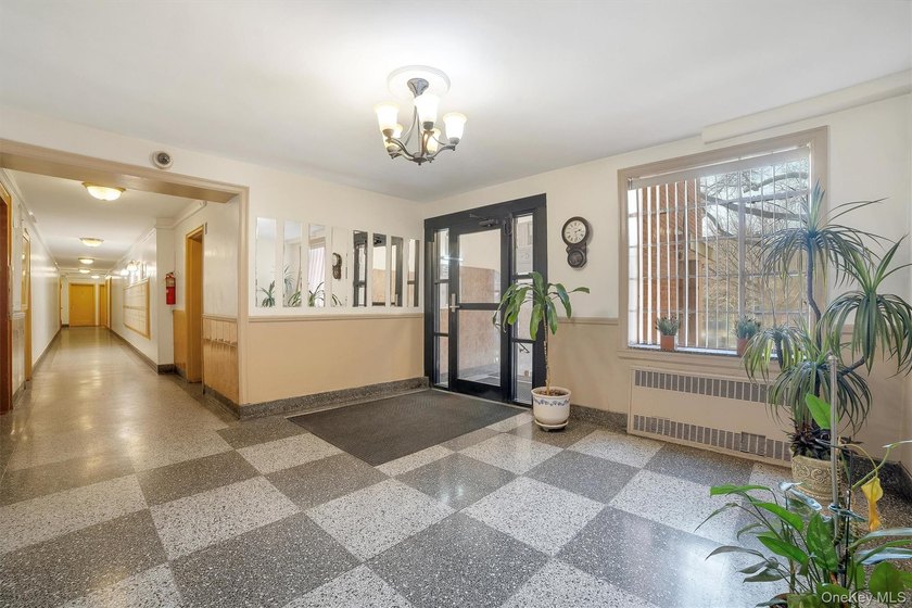 Step into this fully renovated and well-maintained 2-bedroom - photo 2