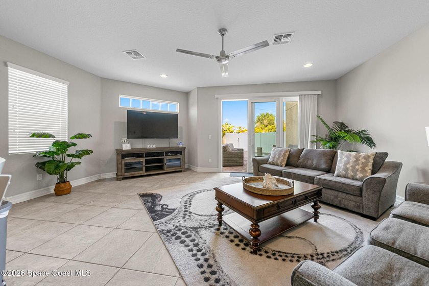 This is TURN KEY Florida living at it's finest in this end unit - photo 14