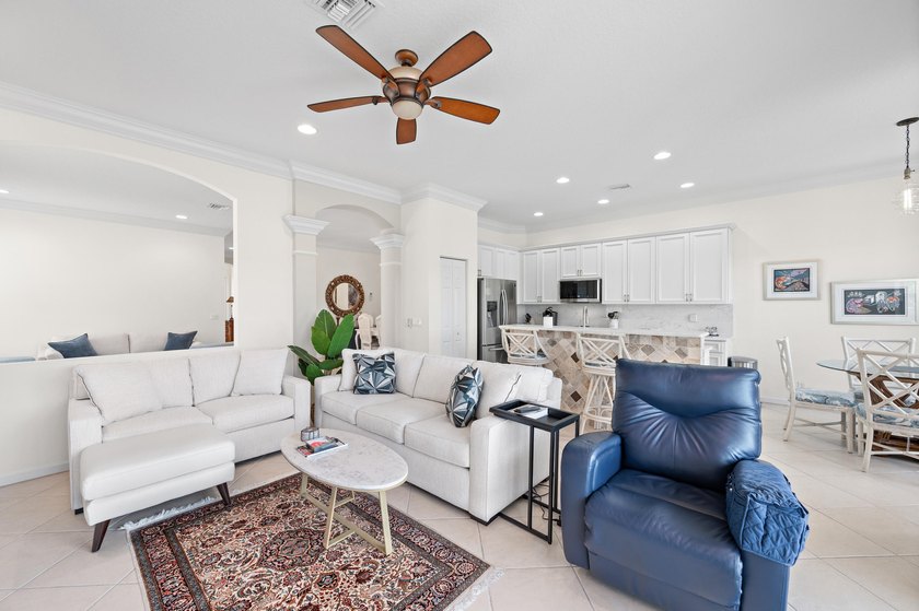 Welcome to this single-story waterfront residence in the - photo 17