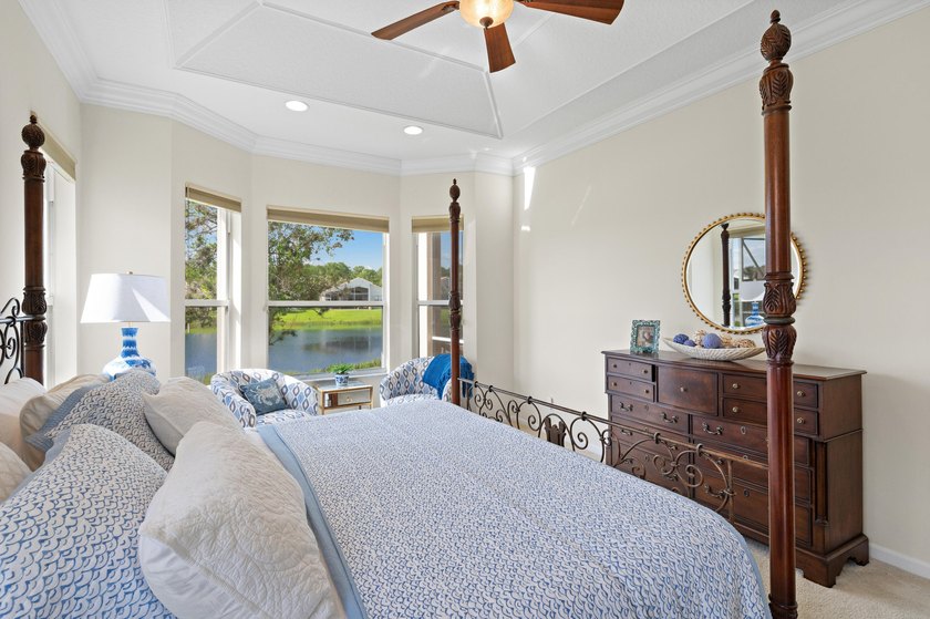 Welcome to this single-story waterfront residence in the - photo 21