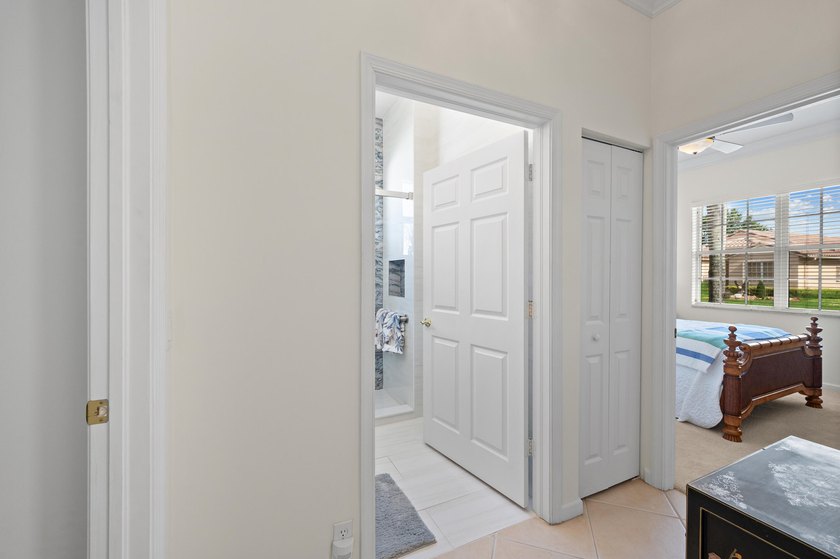 Welcome to this single-story waterfront residence in the - photo 26