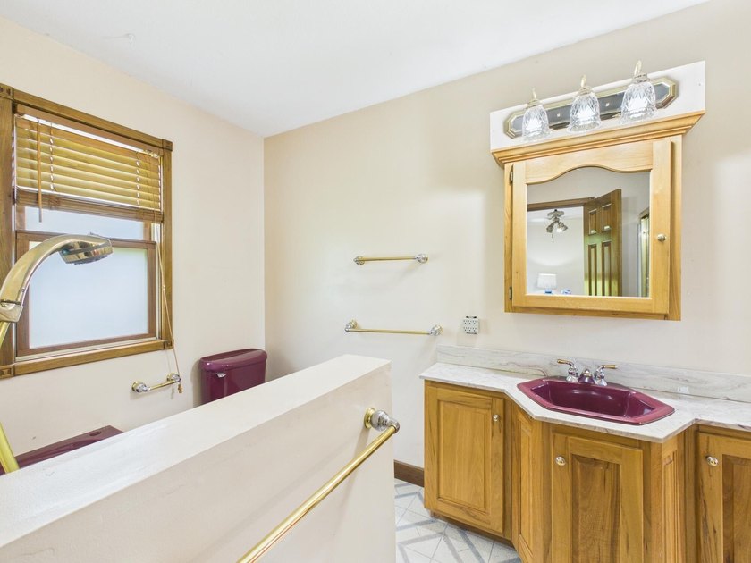 Unlock the potential of this charming lakefront fixer-upper on - photo 29