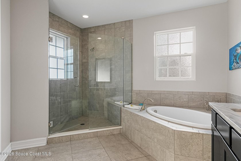 This is TURN KEY Florida living at it's finest in this end unit - photo 33