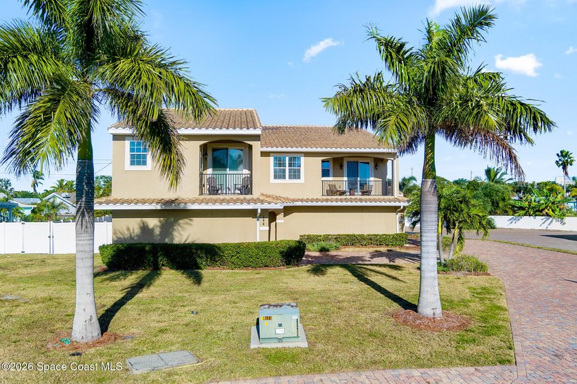 This is TURN KEY Florida living at it's finest in this end unit - photo 44
