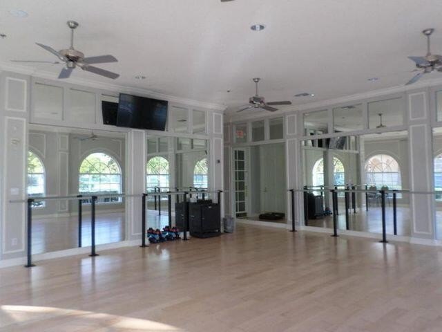 Welcome to this single-story waterfront residence in the - photo 49