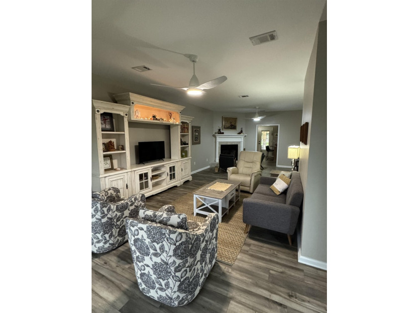 OPEN HOUSE! July 25, 2026, 10am-12pm Well-maintained 3-bedroom - photo 9