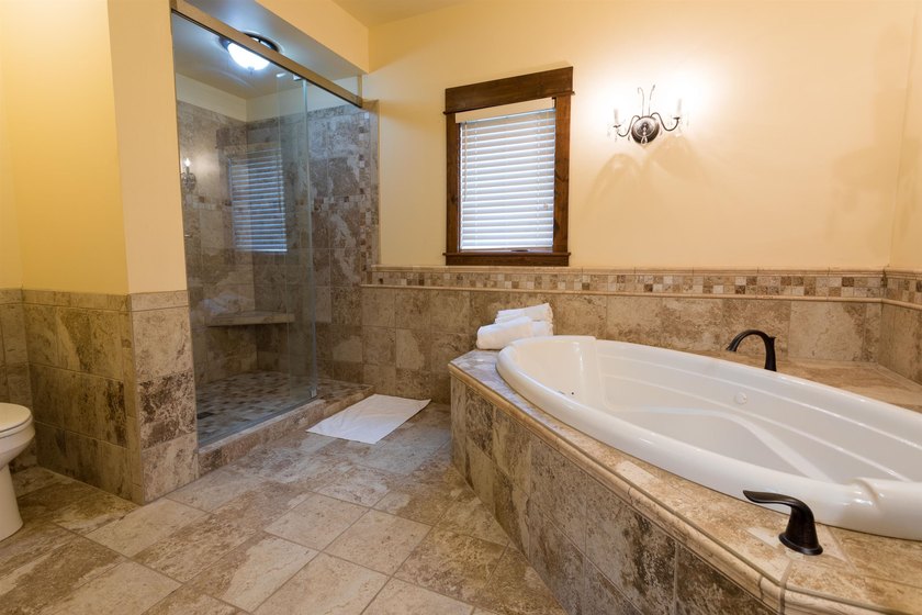 Welcome to 124 Blackhawk Trace a custom-built contractor owned - photo 11