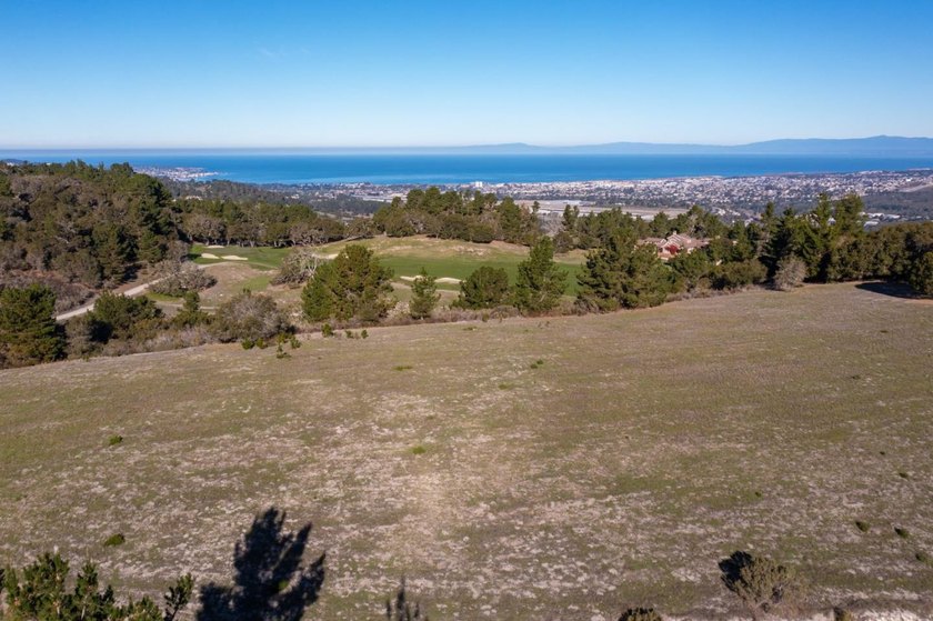 Welcome to one of Tehama's finest lots. Nestled on a ridgeline - photo 6
