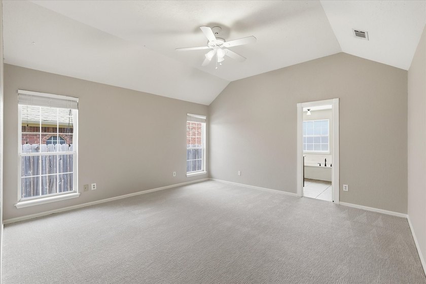 This one is for all you single-story lovers! Some homes just - photo 22