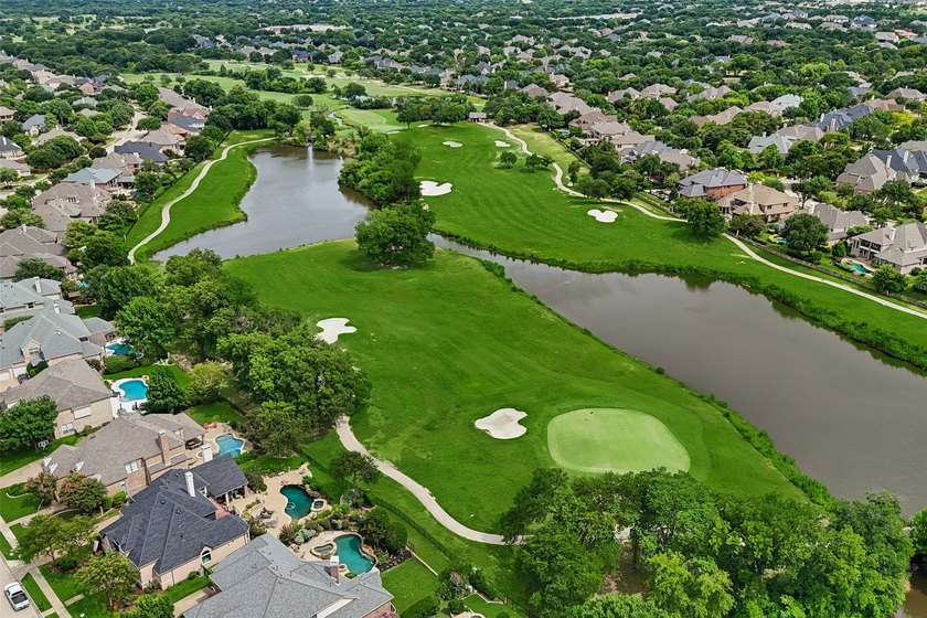 Nestled on a premium corner lot in the prestigious Bridlewood - photo 33