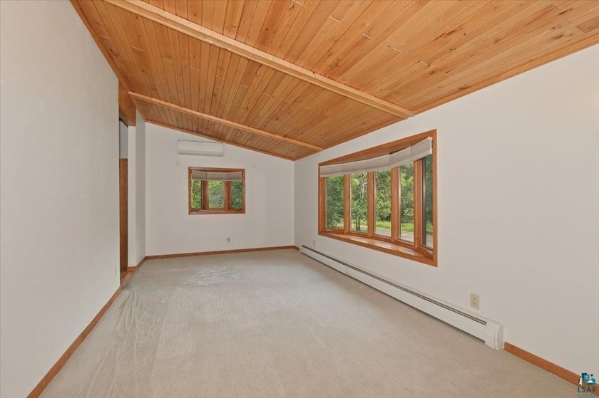 What an incredible opportunity to own this well-maintained - photo 8