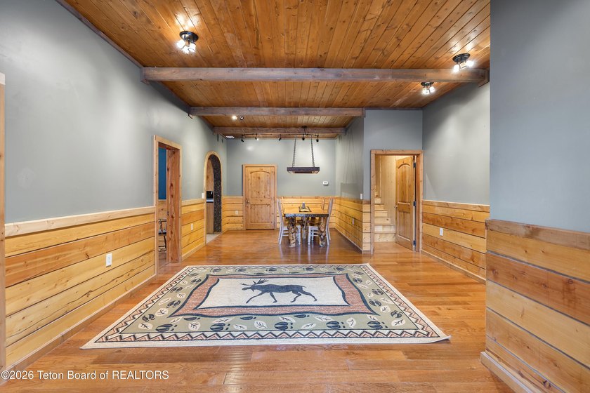Located in the town of Dubois, this versatile live/work property - photo 4