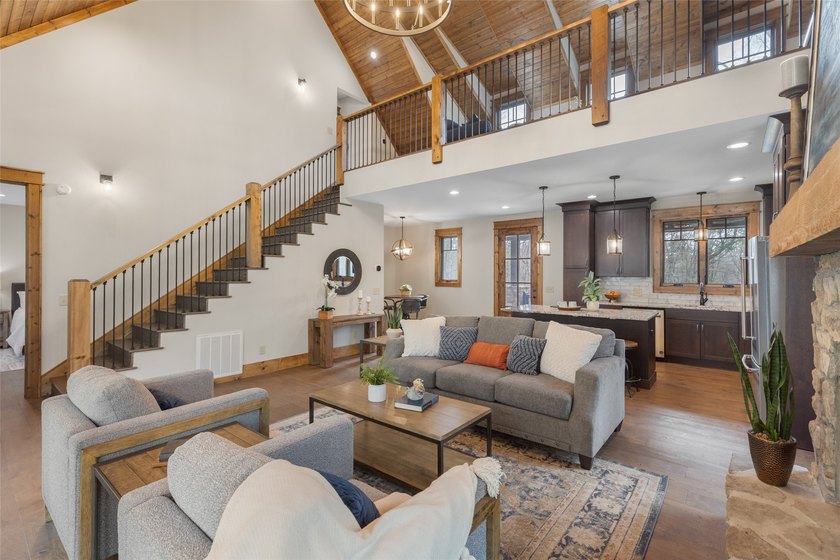 Located in the private and prestigious, 2,000 acre Chinquapin - photo 22