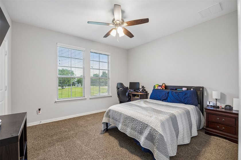 Experience luxury country living in this stunning Gated - photo 22