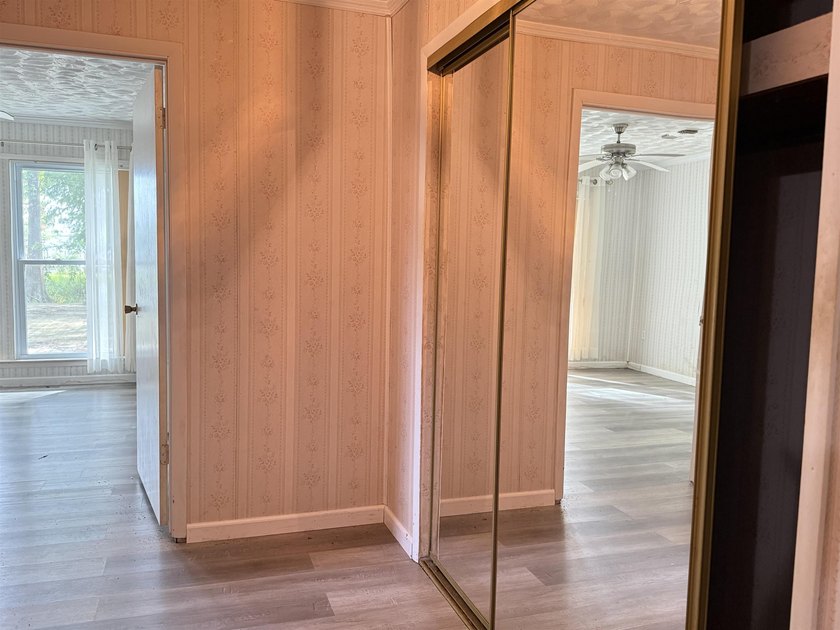 Don't miss this opportunity to own an affordable waterfront home - photo 10