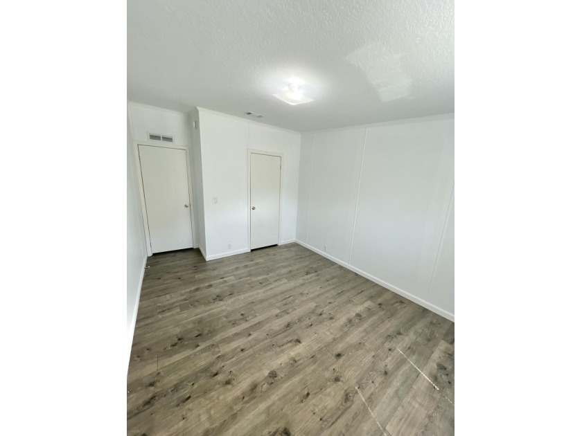 Welcome to this charming home featuring 3 bedrooms and 2 full - photo 16
