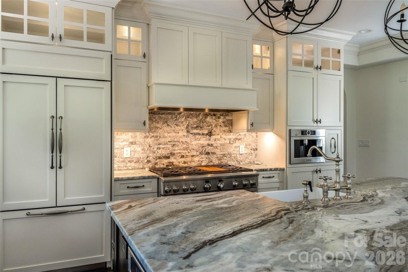 Located in prestigious Lakeview Park, one of North Asheville's - photo 17