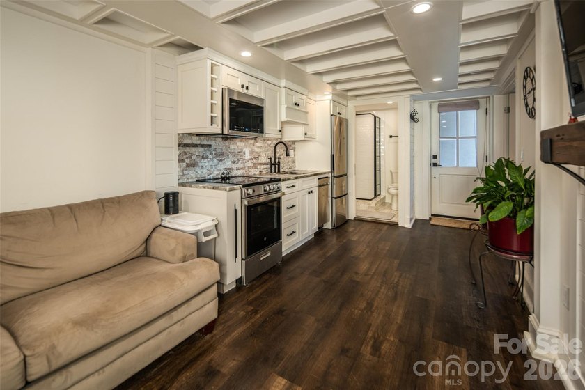 Located in prestigious Lakeview Park, one of North Asheville's - photo 41