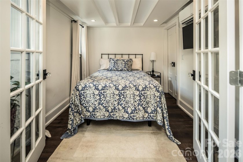 Located in prestigious Lakeview Park, one of North Asheville's - photo 43