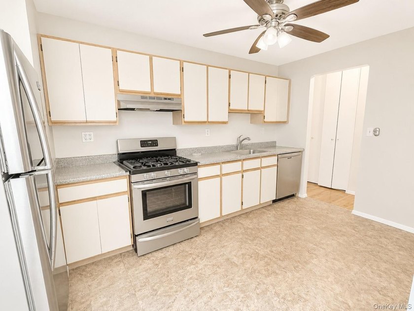 **Discover the potential at The Sherwood House.** Perfectly - photo 8