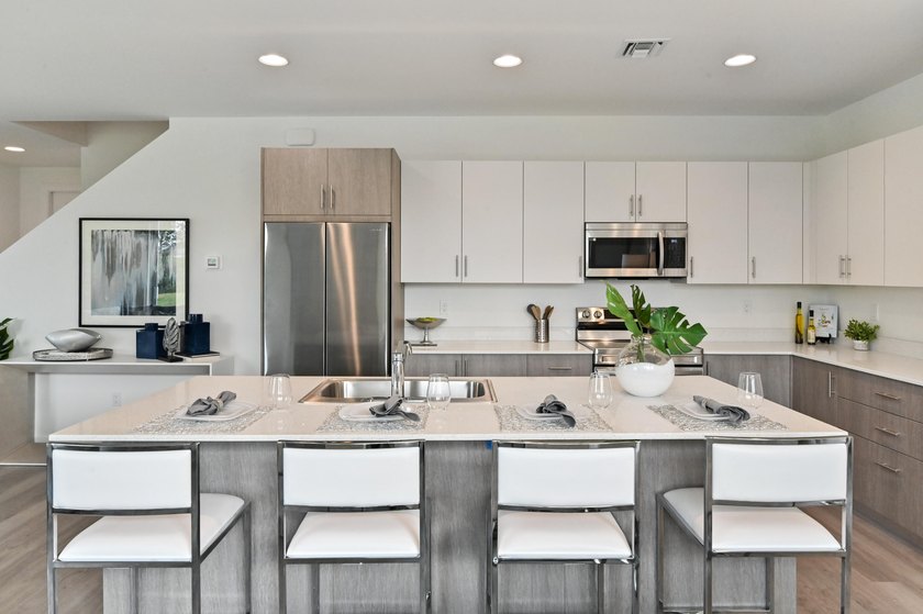 Only 8 new homes remaining and this is the only end unit - photo 20