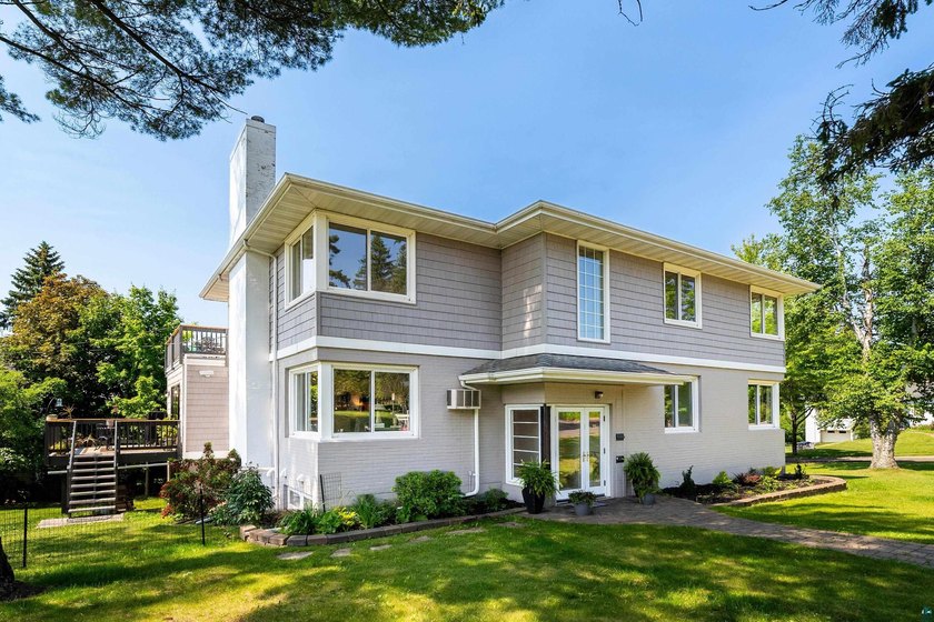 Set in the heart of Congdon, just moments from Lake Superior - photo 3