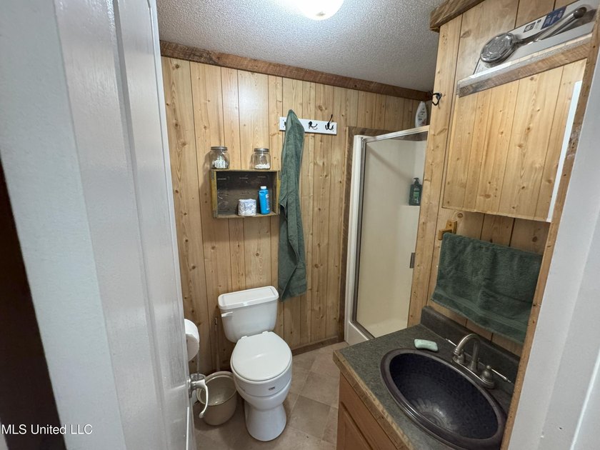This 81+/- acre recreational tract in Holmes County offers the - photo 6
