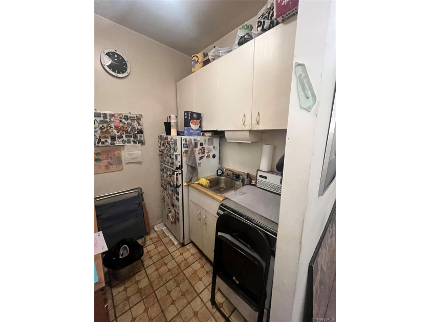WELCOME TO THIS NICE STUDIO AT A PRIME LOCATION ON 83RD STREET - photo 7