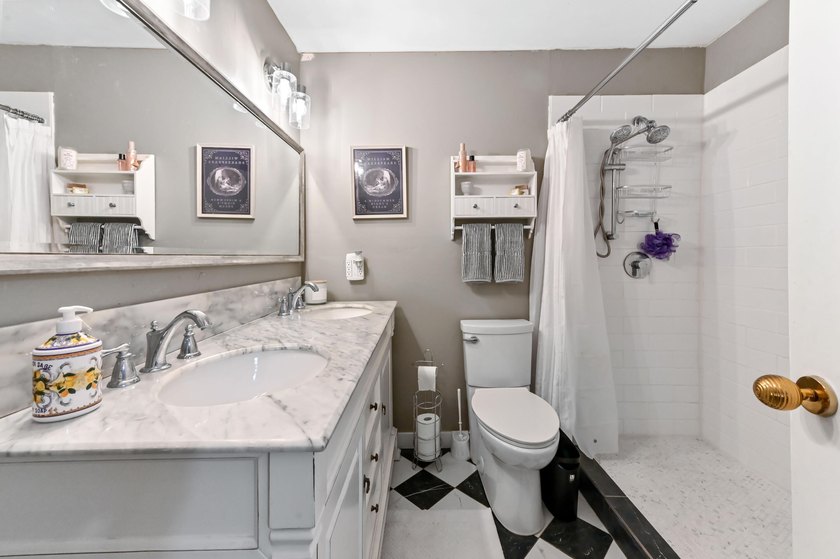 Welcome to 1560 Roy Drive, a stunningly remodeled 4-bedroom - photo 15