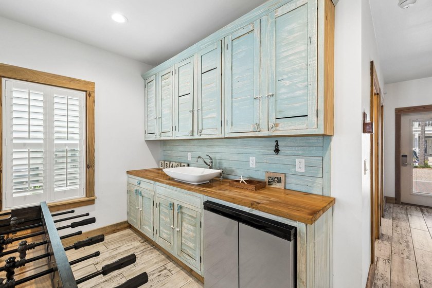 Situated in a prime location between Alys and Rosemary Beach - photo 16