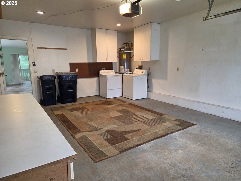 Easy Living in a Desirable Condo Community!Enjoy the convenience - photo 28